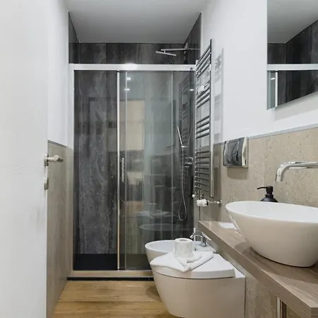 Easylife - Eleganza E Comfort Nel Cuore Di Isola מילאנו